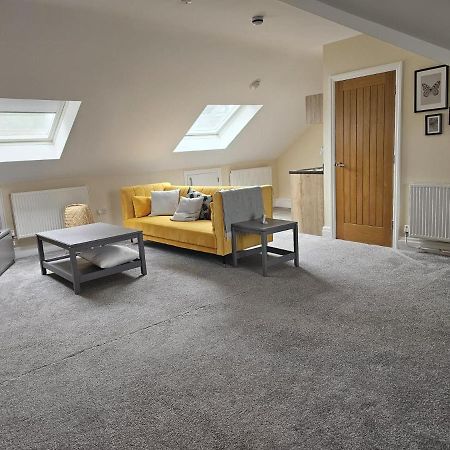 Lovely 1-Bed Loft In Newport エクステリア 写真